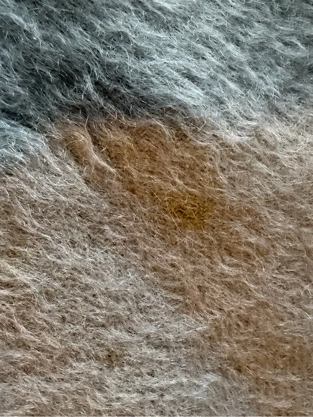 Witney Point Wool Blanket. Queen size